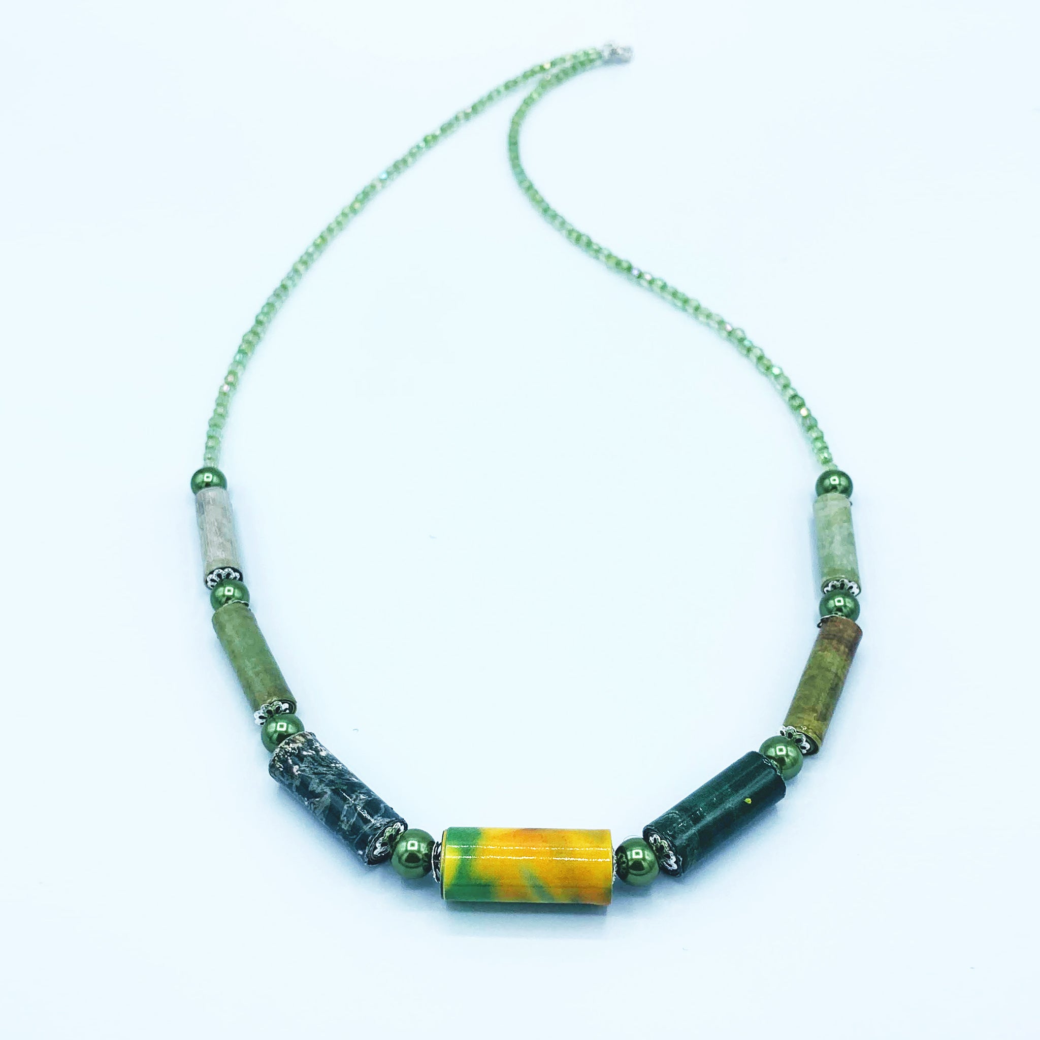 Green hues Necklace