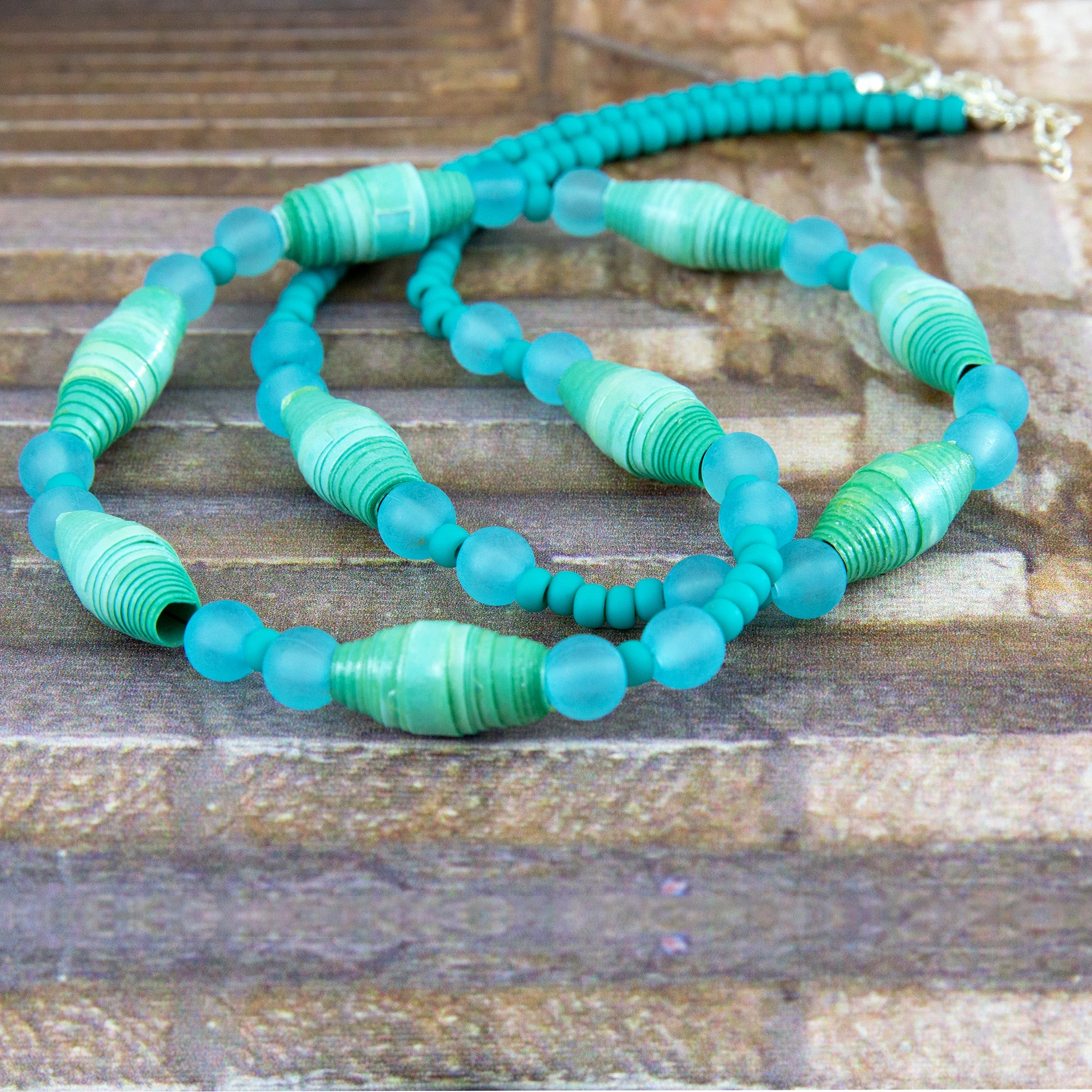 Classy Blue Necklace - Image 3