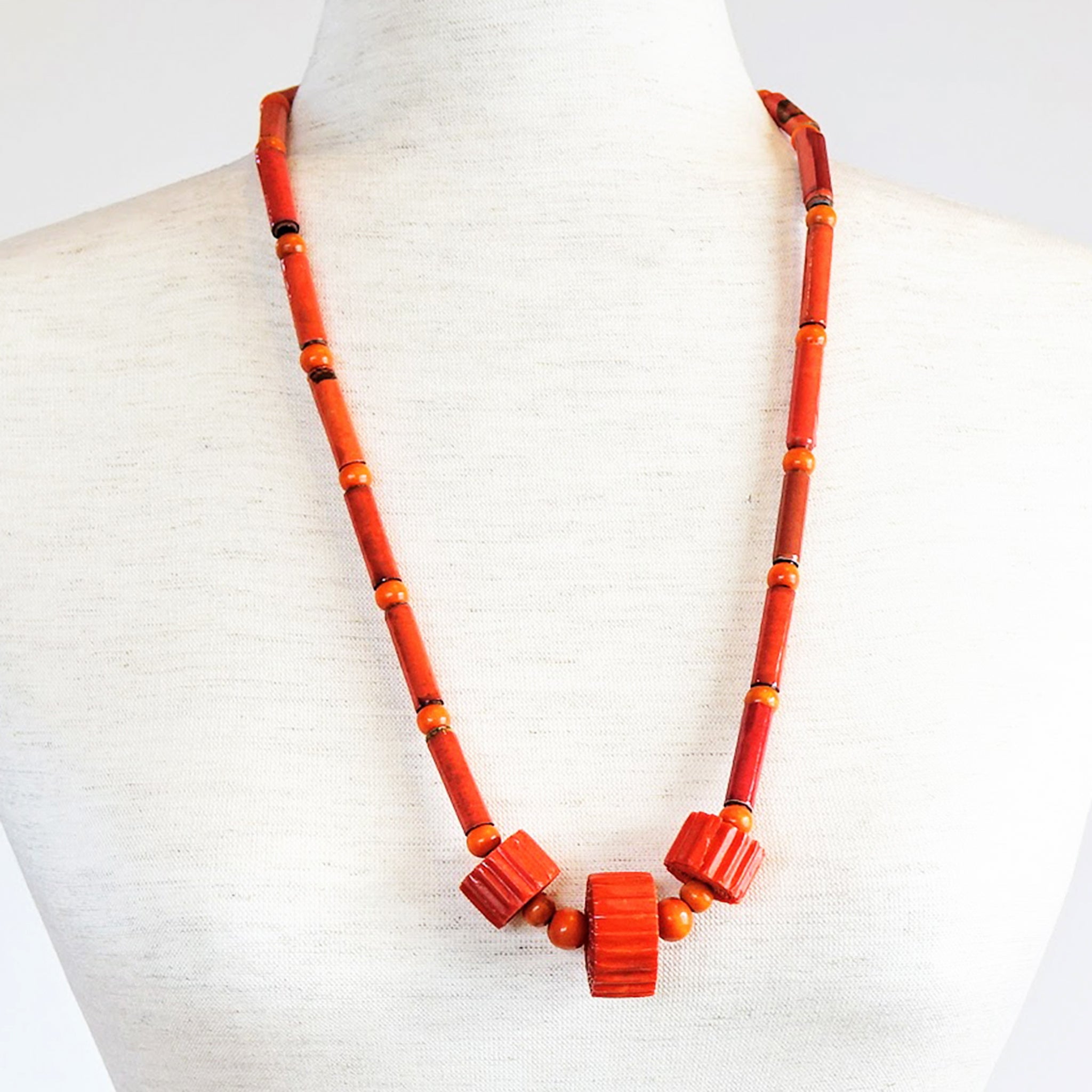 Tangerine color Necklace - Image 3
